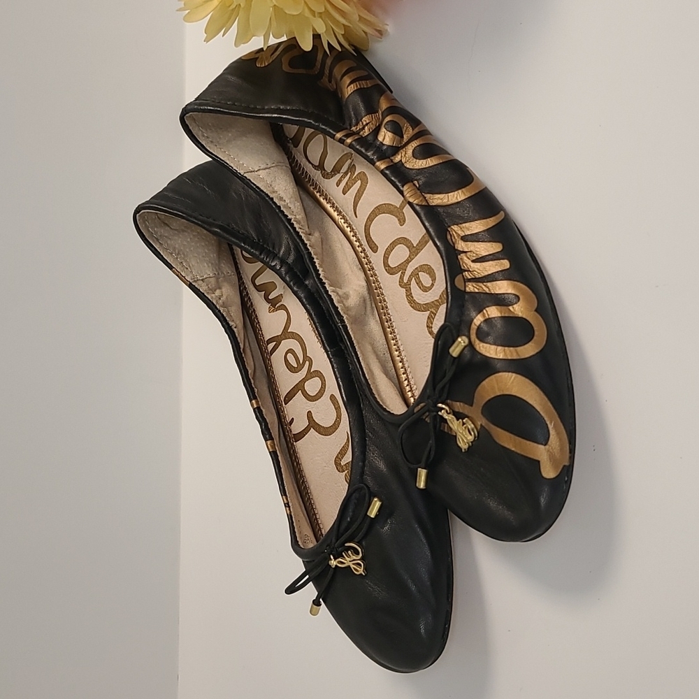 NWOT Sam Edelman signature flats